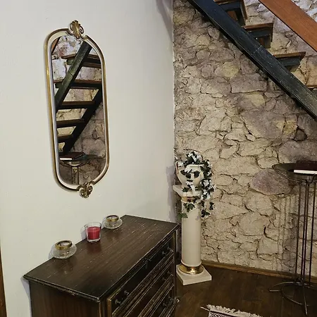 Apartment Stone Tower - Entire House With Old Bridge View *