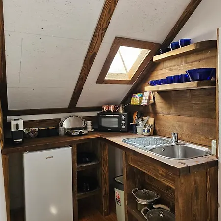 Stone Tower - Entire House With Old Bridge View Apartment